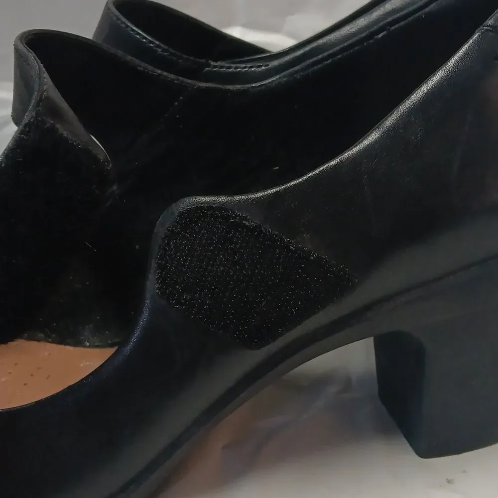 Clarks Arttisan Black Leather Heels Women's Size 9.5